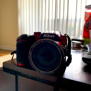 Nikon cool pix b500 digital camera